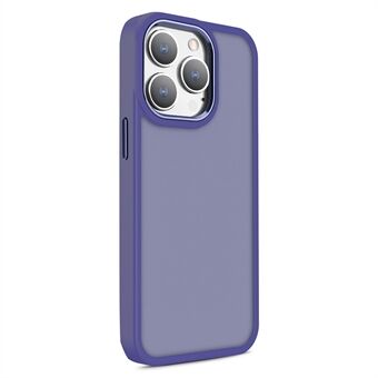 Voor iPhone 12 / 12 Pro 6,1 inch PC+TPU telefoonhoes Skin-touch Cover met metalen cameraframe